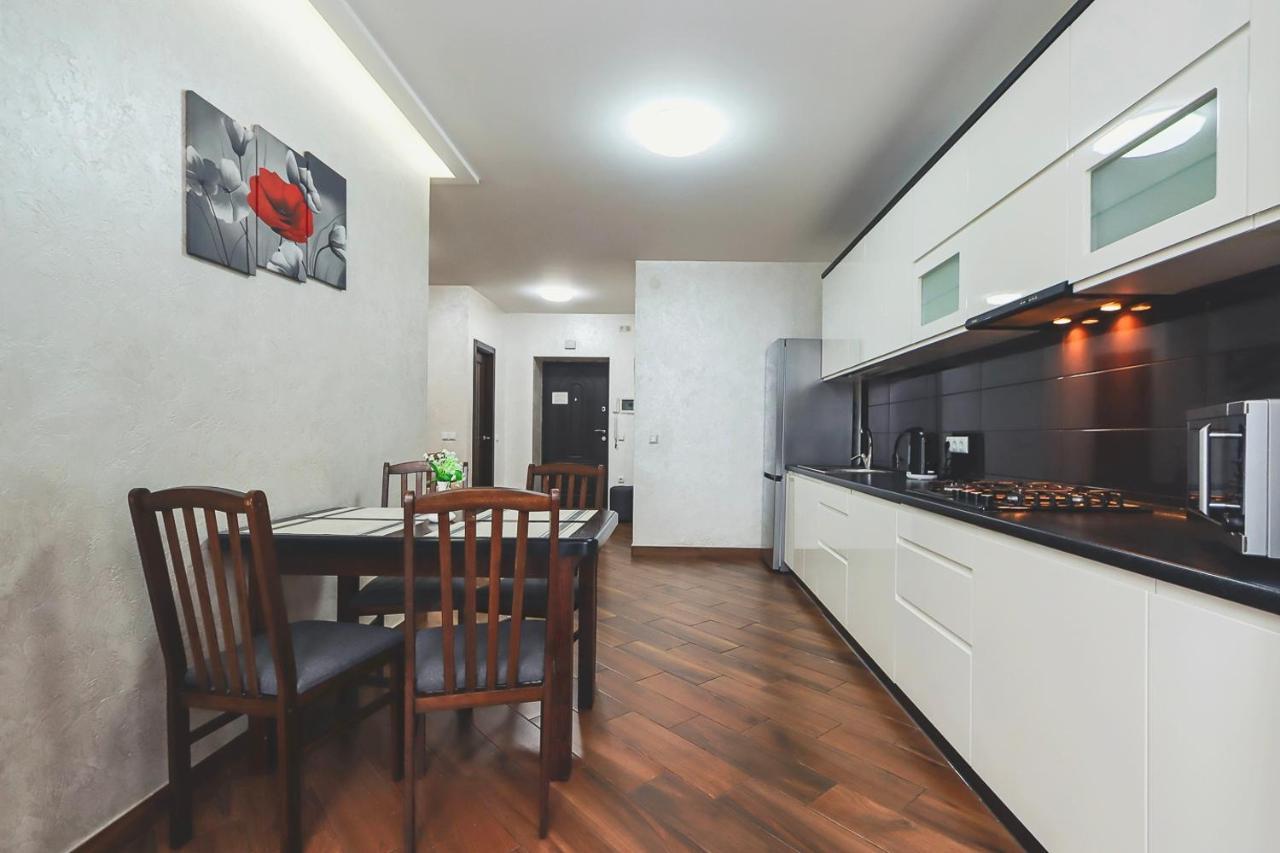 Cozy Apartment On Belvedere Iwano-Frankiwsk Exterior foto