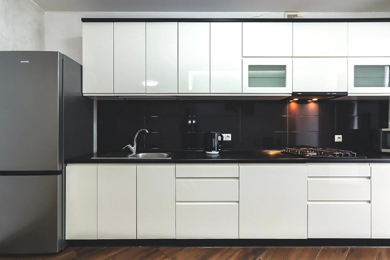 Cozy Apartment On Belvedere Iwano-Frankiwsk Exterior foto